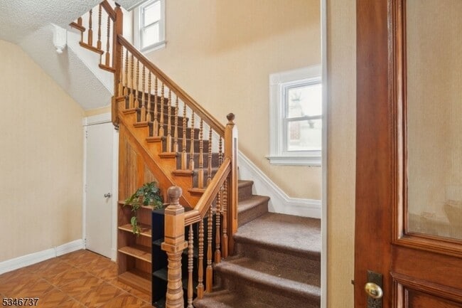 Photo - 44 Elm St Unit 2