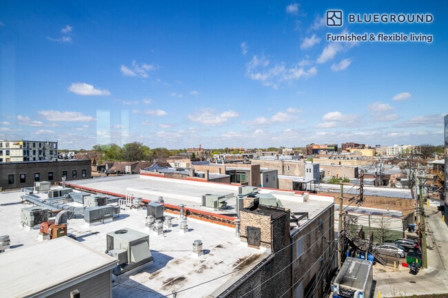 Photo - 2340 N California Ave