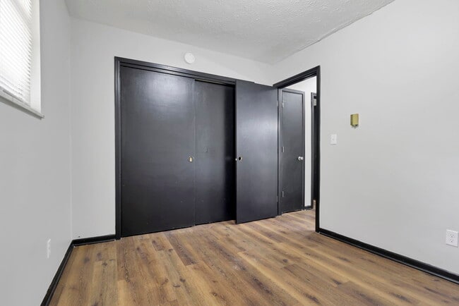 Photo - 1442 Tiki Ln