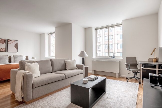 Building Photo - 1501 Lexington Ave Unit FL3-ID2209