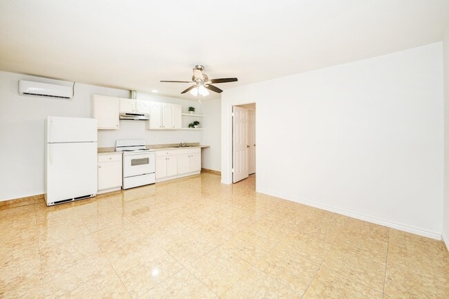 Photo - 1005 Andrew Ave