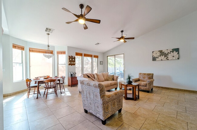 Photo - 1549 E Judi Pl Unit SI ID1495033P