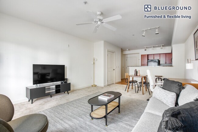 Photo - 10400 NE 2nd St