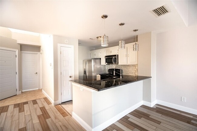 Photo - 3414 Country Club Dr W Unit 232