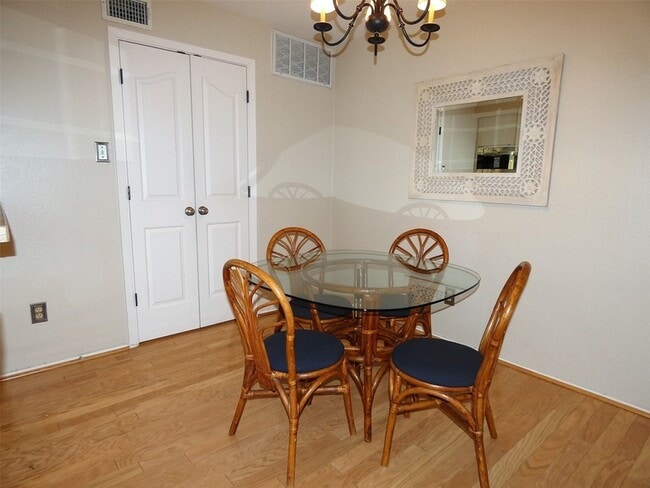 Photo - 7640 W Greenway Blvd Unit 2D