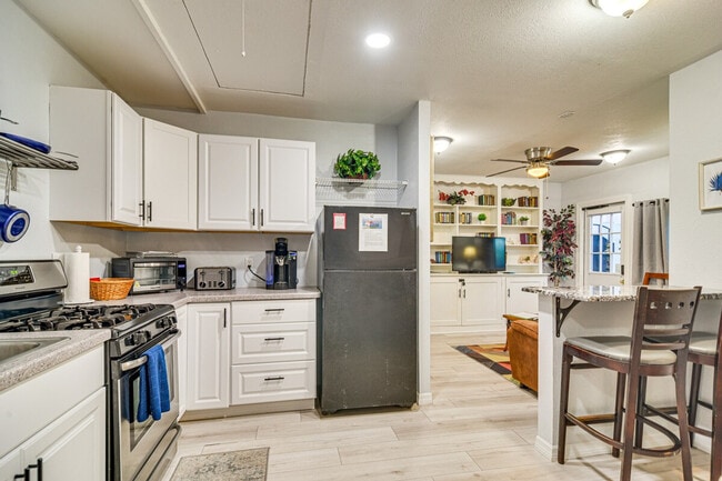 Photo - 1409 Maple St Unit SI ID1385600P