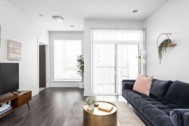 Photo - 8506 Westfield Blvd Unit ID1391802P