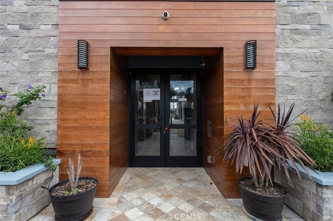 Photo - 330 Salem St Unit 204