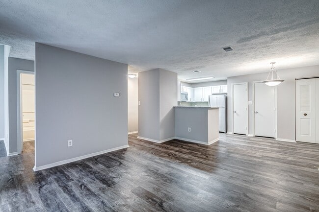 Photo - The Pointe at Stafford Apartment Homes