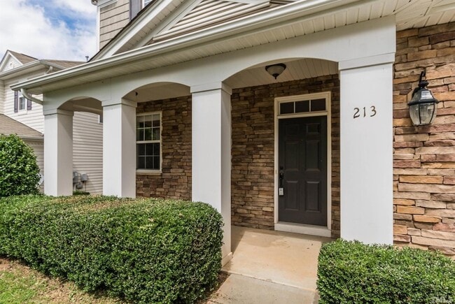 Photo - 213 Bikram Dr