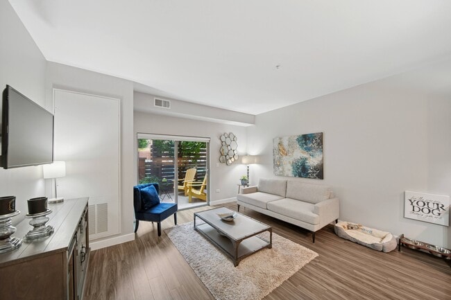 Photo - Uptown La Grange