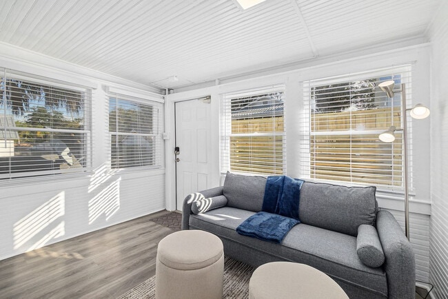 Building Photo - 116 San Marco Ave Unit ID1281934P