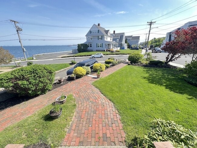 Photo - 141 Grovers Ave