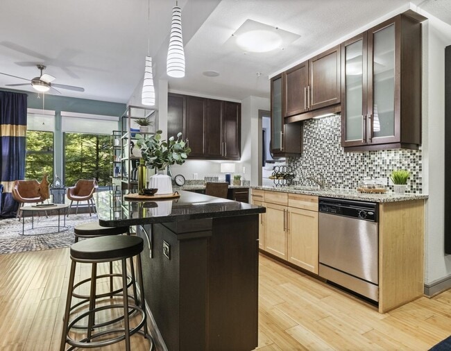 Photo - Gables Park Plaza