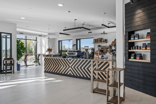 Photo - Norhart Oakdale