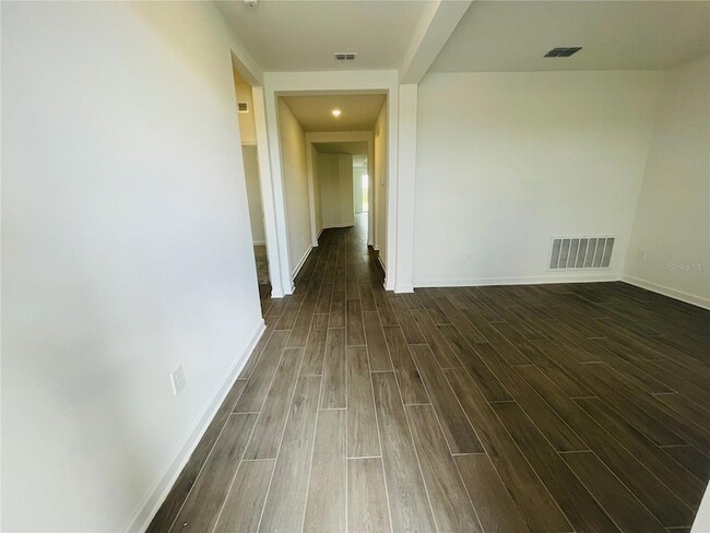 Photo - 6020 Shavasana Rd