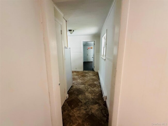 Photo - 135 Sullivan St Unit Downstairs
