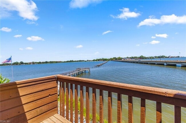 Photo - 63 Waters Edge Cir