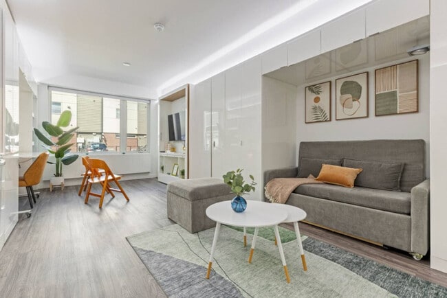 Photo - 12607 Larchmere Blvd Unit ID1335751P