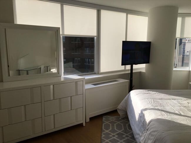 Photo - 420 E 54th St Unit ID1016192P