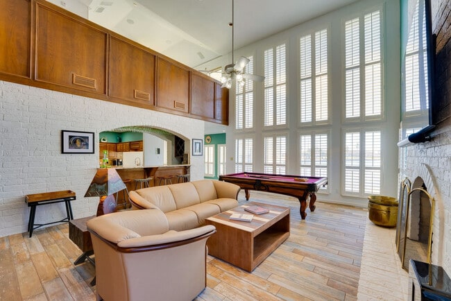 Building Photo - 15237 Isabella Ct Unit SI FL1-ID1546008P