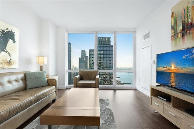 Building Photo - 605 W 42nd St Unit SI ID1016420P