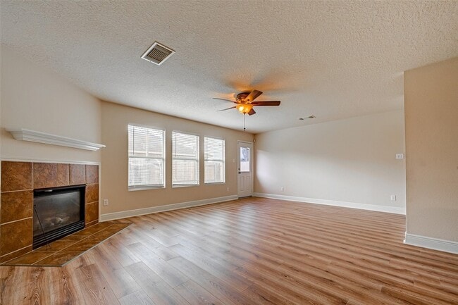 Photo - 7218 Fox Cub Ln