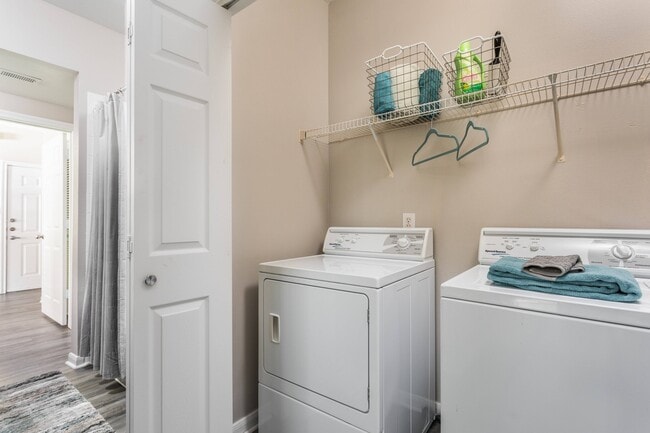 In-Home Washer & Dryer - Oxmoor Apartments