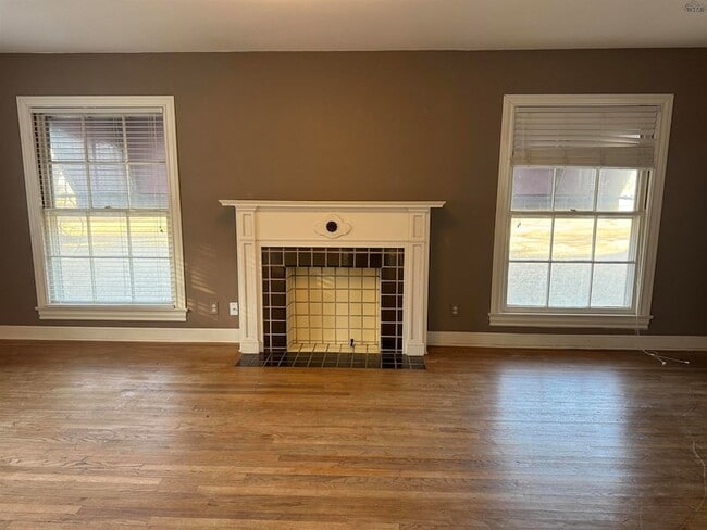 Photo - 2001 Elizabeth Ave