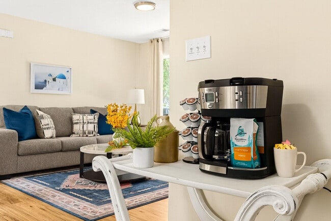 Photo - 18459 Sharon Ln Unit ID1032344P