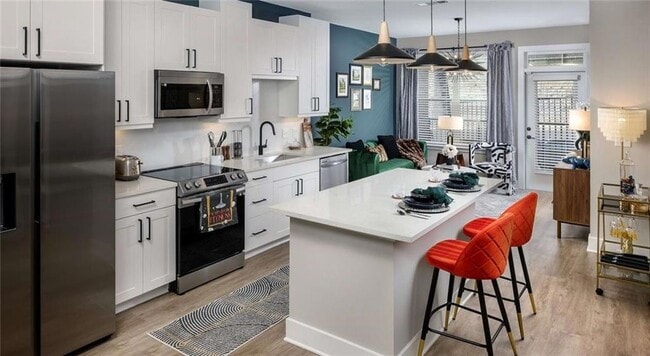 Photo - 230 M.L.K. Jr Dr SE