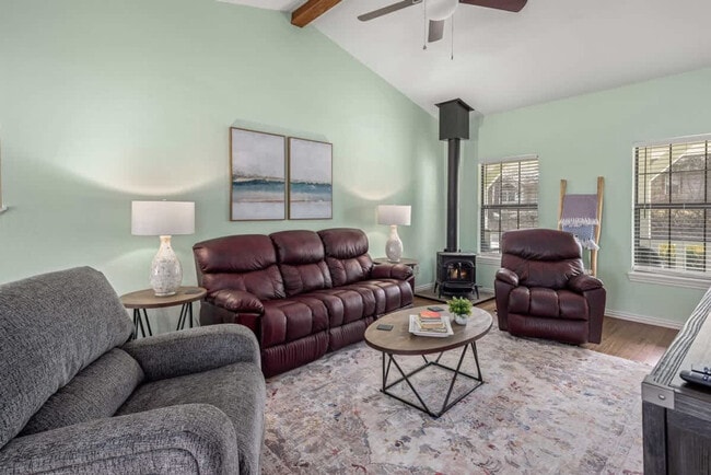 Building Photo - 2110 Loren Cir Unit ID1241309P