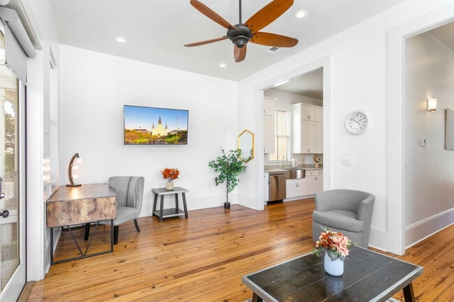 Building Photo - 1501 Robert C. Blakes Sr. Dr Unit ID1269221P