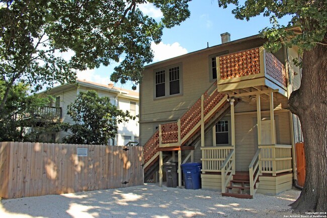 Photo - 903 E Euclid Ave