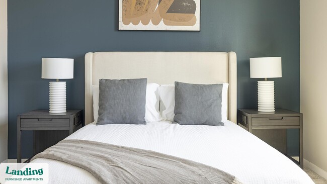 Photo - 402 W Lincoln St Unit 236