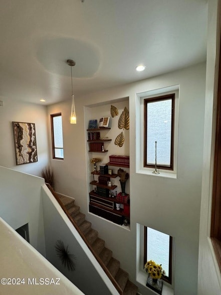 Building Photo - 2423 E Autumn Flower Dr