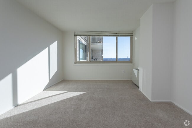 1BR, 1 BA - 800 SF - The Aspen