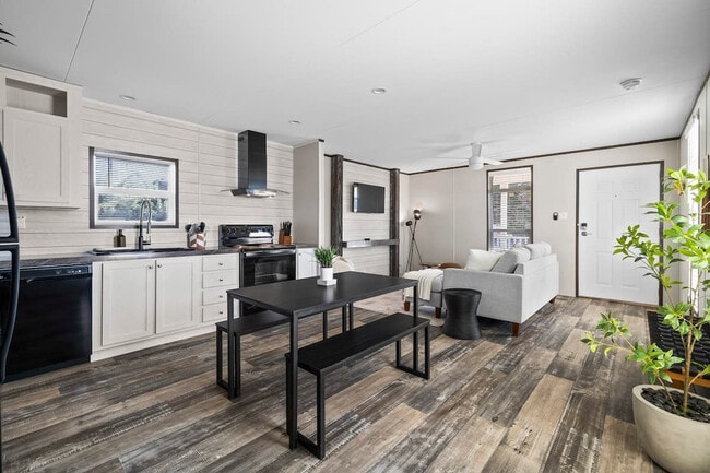 Photo - 1293 Harmon Hills Rd Unit ID1262278P