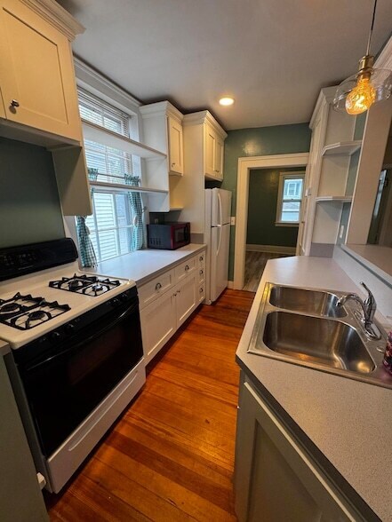Photo - 103 E Maple Ave