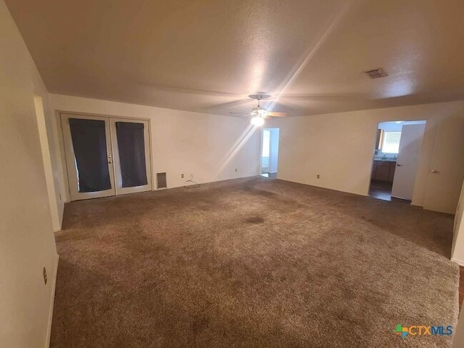Photo - 4504 Aspen Dr