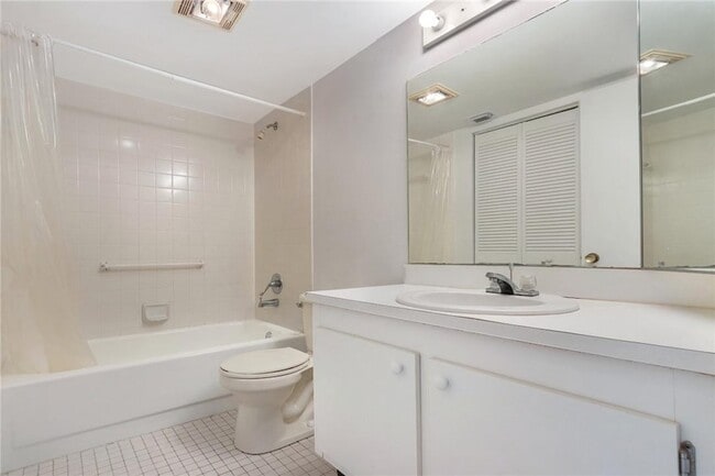 Photo - 1400 SW 124th Terrace Unit 105Q