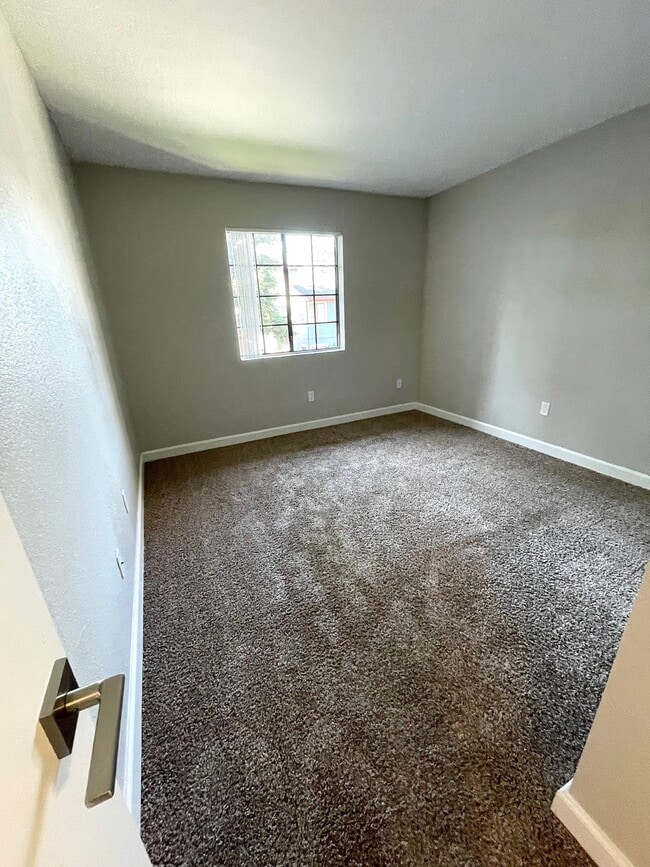 Photo - Sunrise Wood Apartments