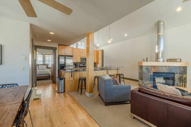 Building Photo - 12150 Big Cottonwood Canyon Rd Unit ID1316302P