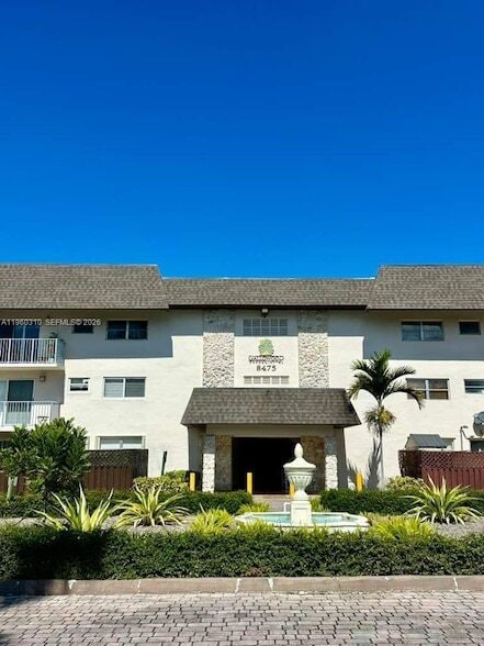 Building Photo - 8475 SW 94th St Unit 212E