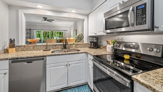 Photo - 235 Golden Bear Dr Unit ID1253406P