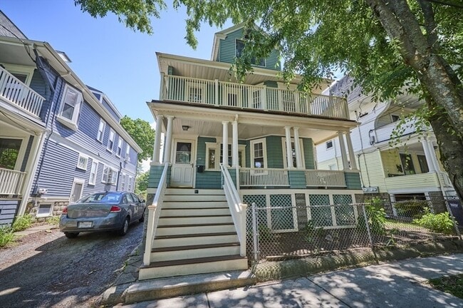 Building Photo - 36 Granville Rd Unit 1