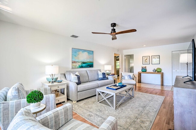 Building Photo - 174 Bobolink Way Unit SI FL2-ID1546403P