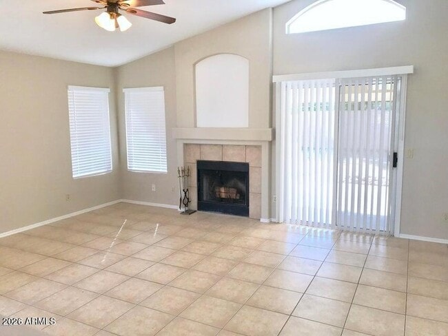 Photo - 7427 W Crest Ln