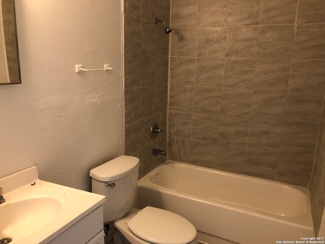 Photo - 11127 Belair Dr