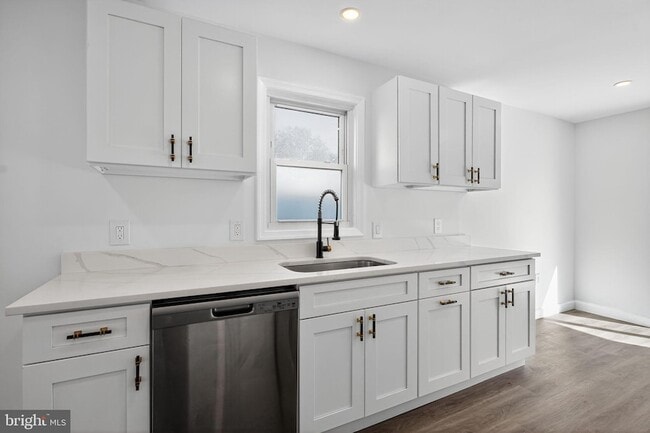 Photo - 8 Marley Neck Rd